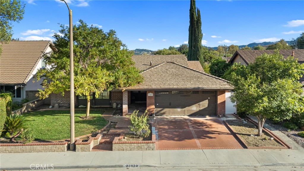 23420 Via Castanet Property Photo 1
