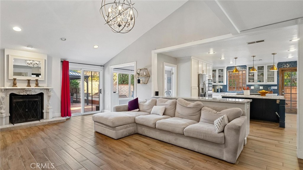 23420 Via Castanet Property Photo 4