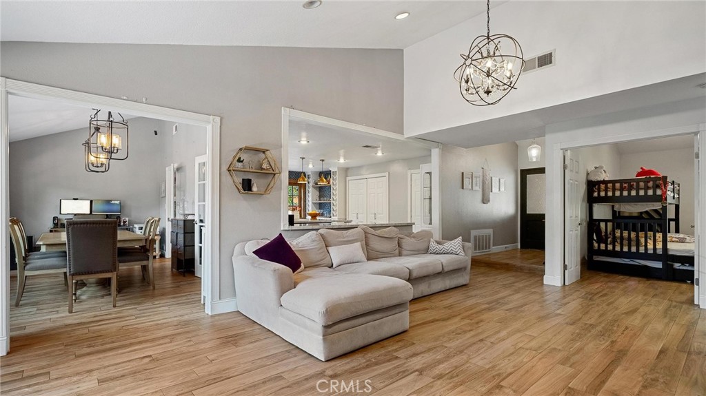 23420 Via Castanet Property Photo 8