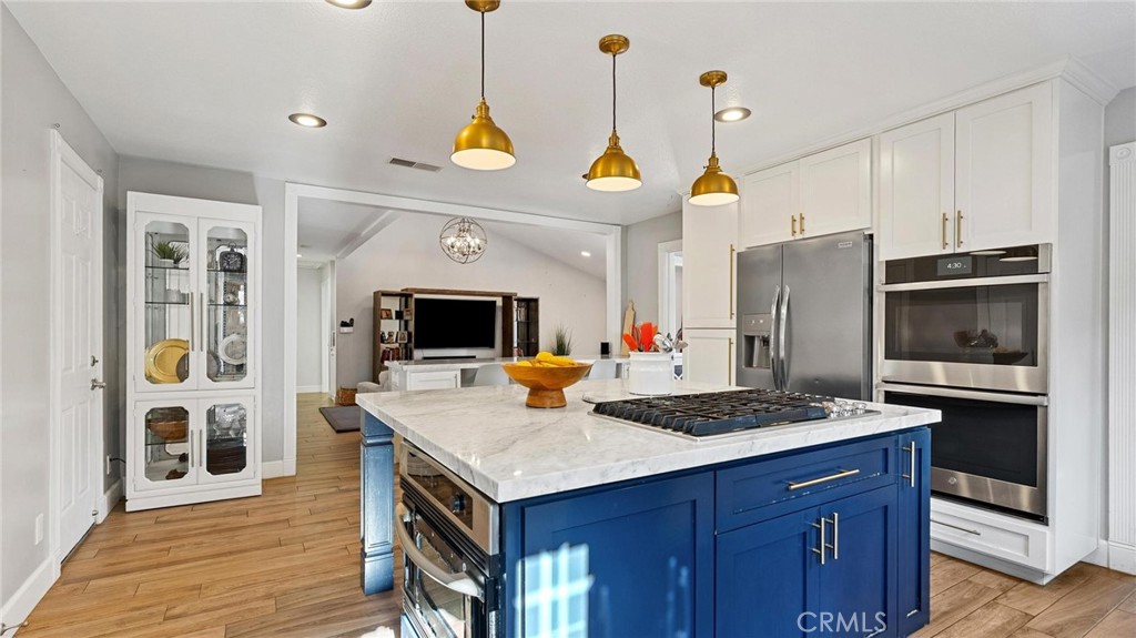 23420 Via Castanet Property Photo 14