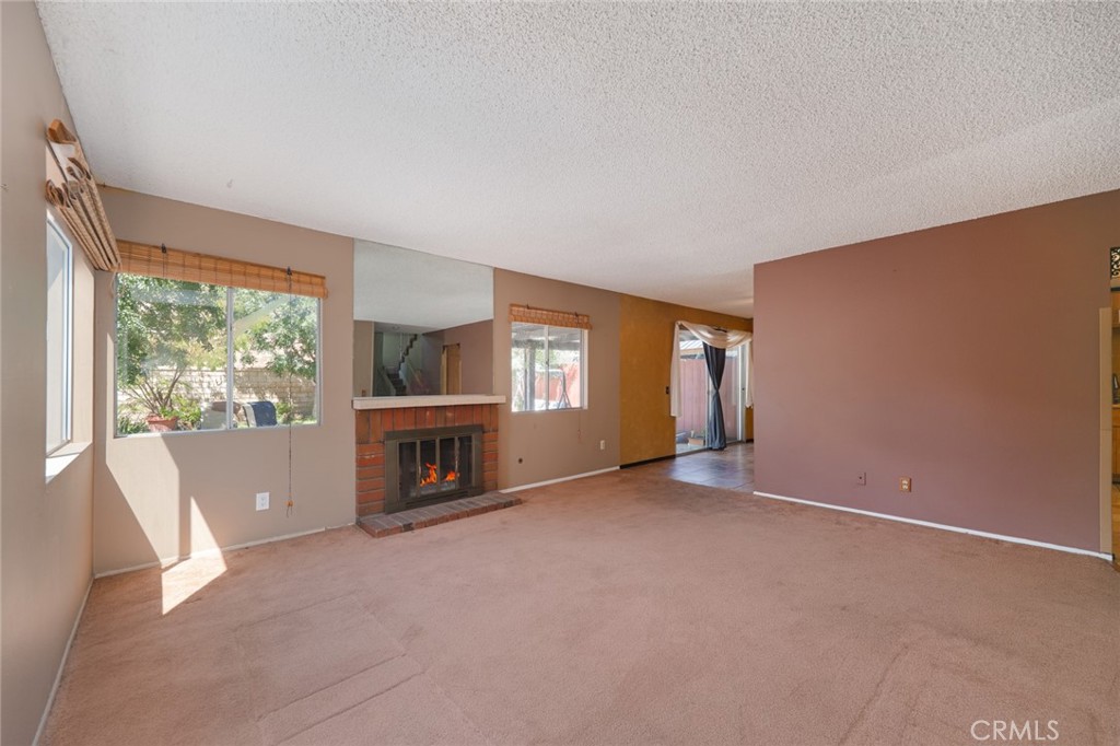 15903 Ada Street Property Photo 4