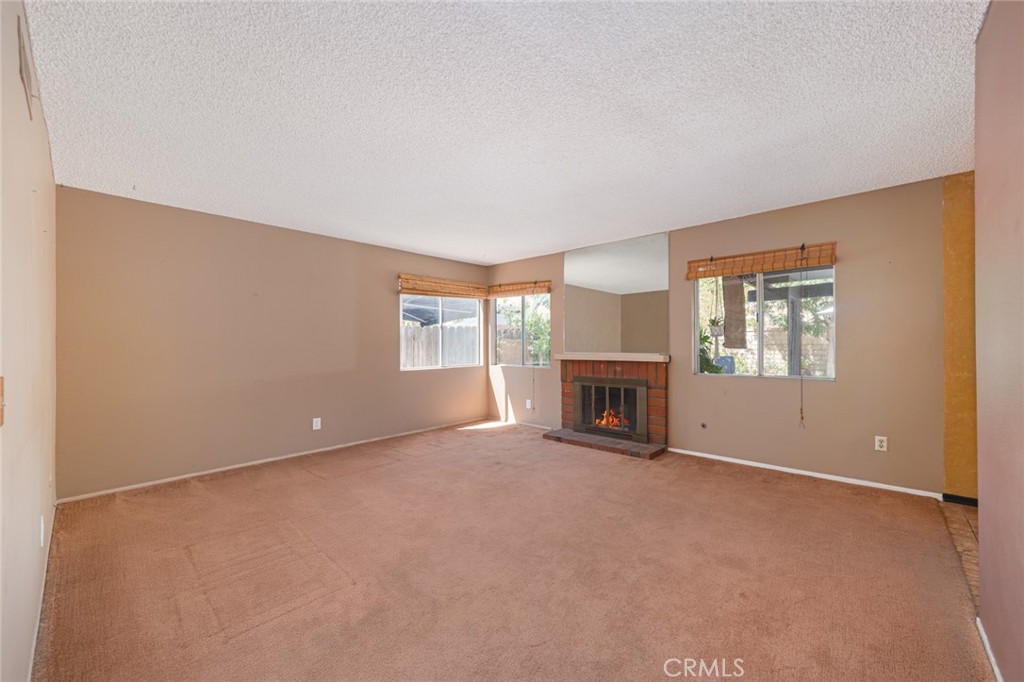 15903 Ada Street Property Photo 5