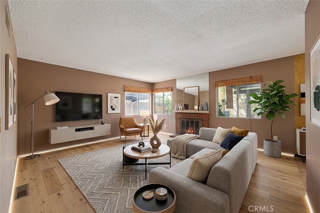15903 Ada Street Property Photo 6