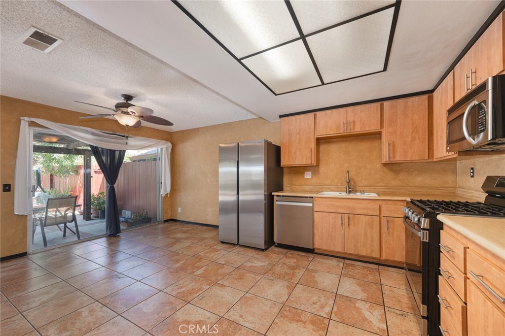 15903 Ada Street Property Photo 11