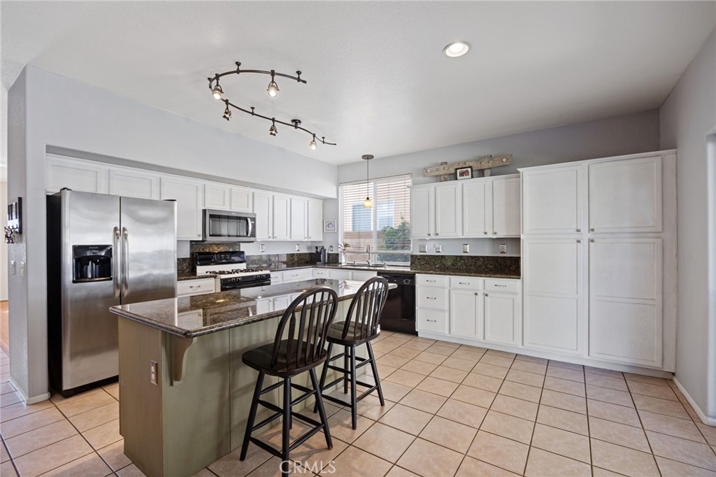 43145 Fenner Avenue Property Photo 19