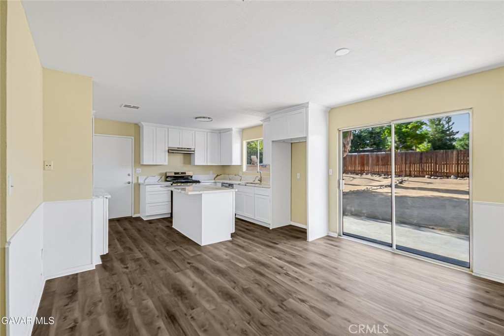 13116 E East Avenue W10 Property Photo 11