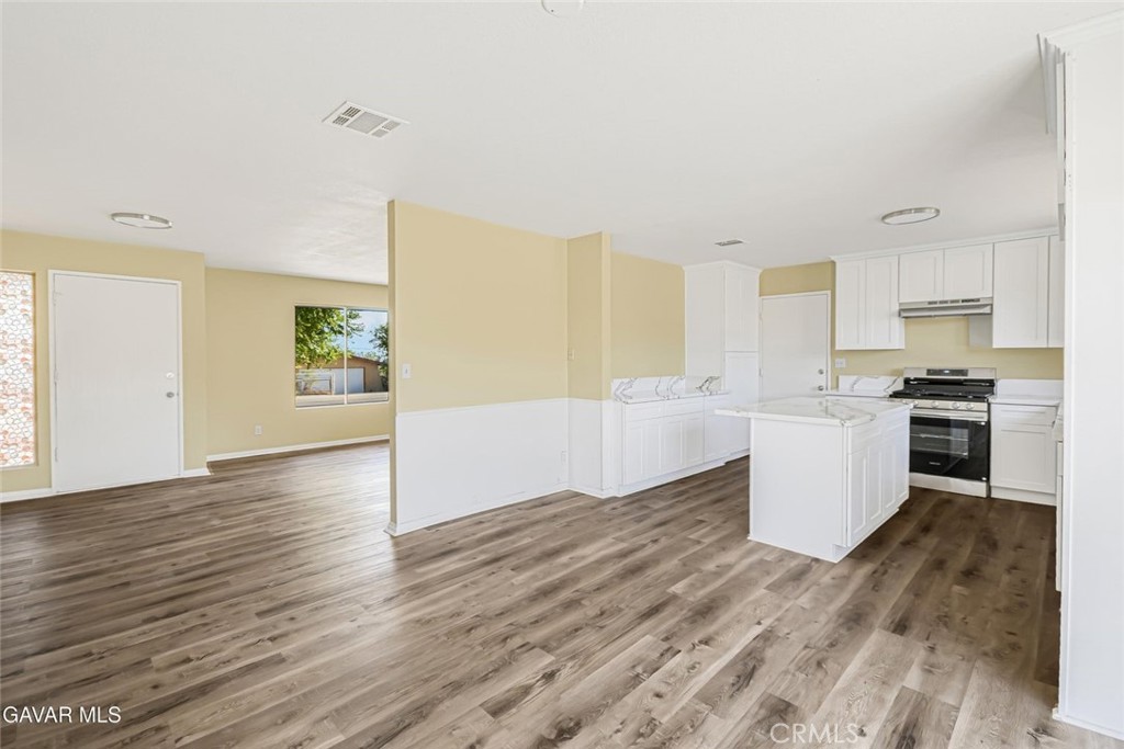 13116 E East Avenue W10 Property Photo 15