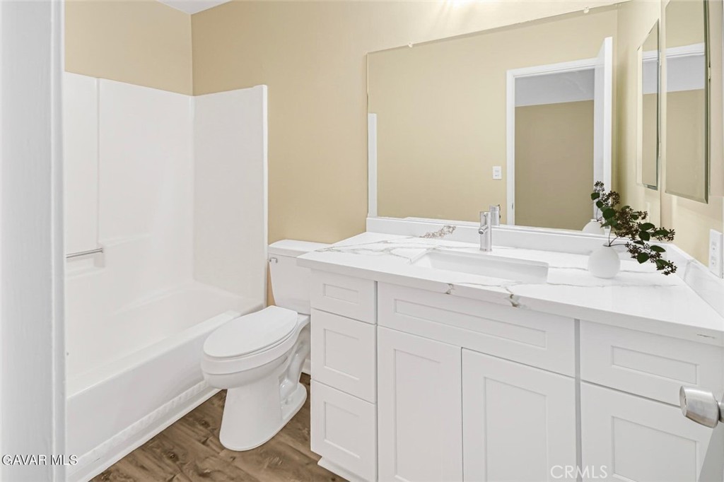13116 E East Avenue W10 Property Photo 20
