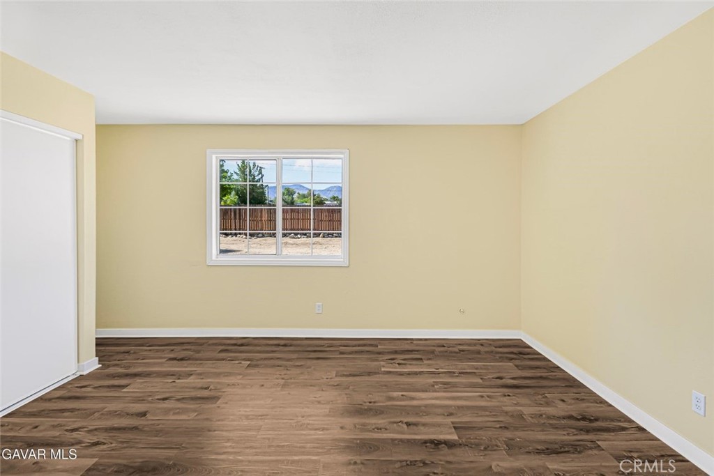 13116 E East Avenue W10 Property Photo 37