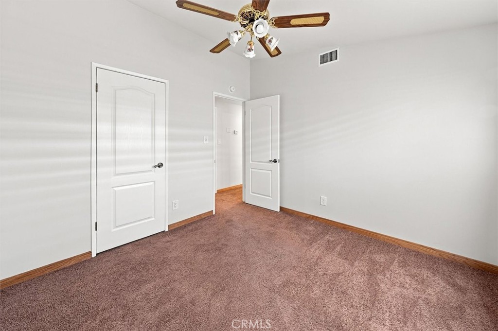 18926 Claycrest Property Photo 24