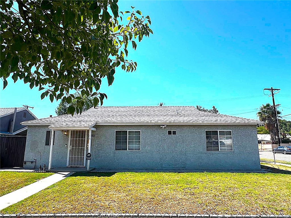 7955 White Oak Property Photo 1
