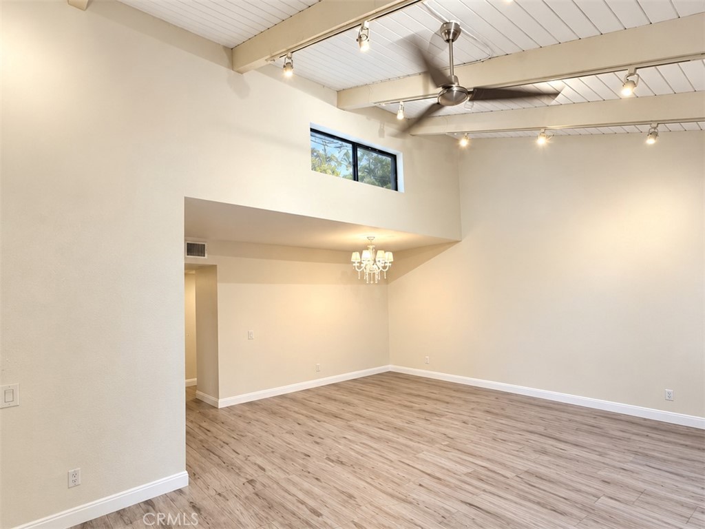18350 Hatteras Street 233 Property Photo 4