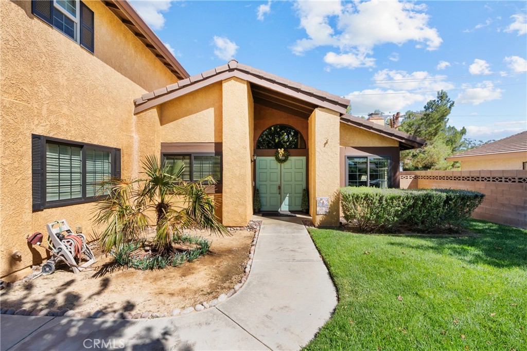 3115 Glad Way Property Photo 2