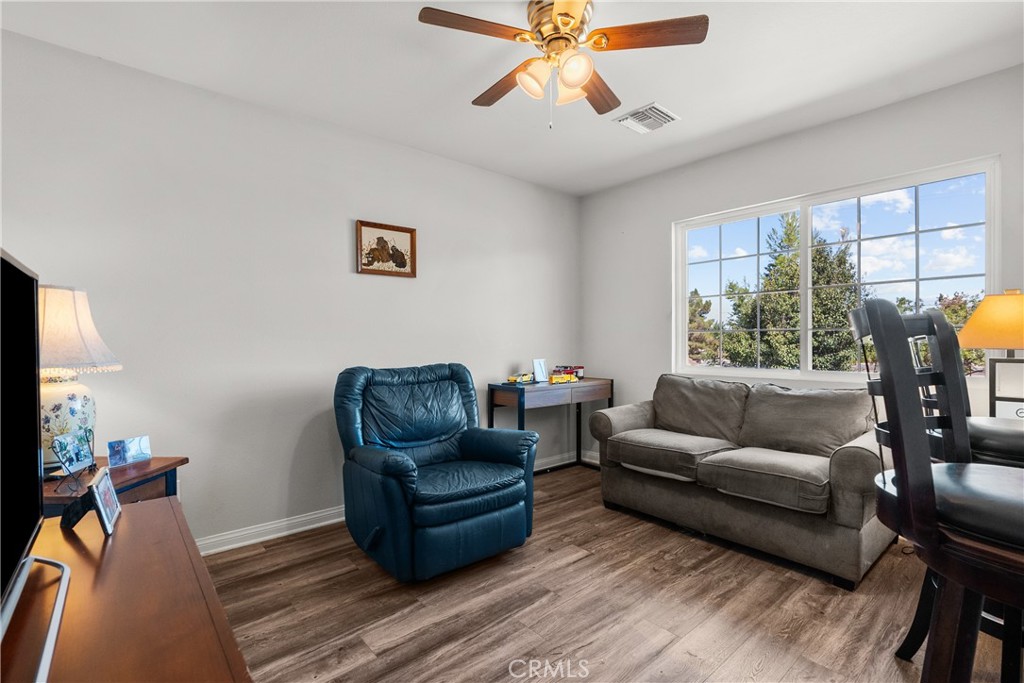 3115 Glad Way Property Photo 25