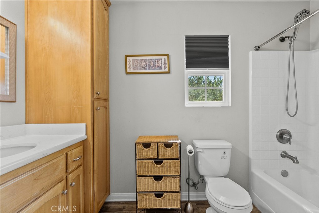 3115 Glad Way Property Photo 29