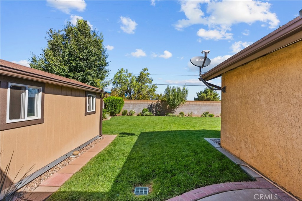 3115 Glad Way Property Photo 31