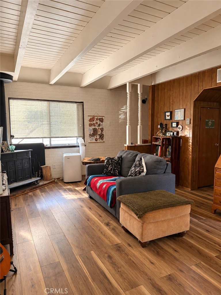 6601 Lowry Property Photo 7