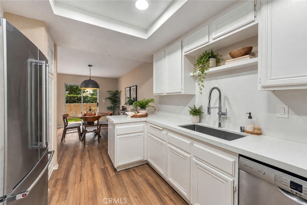 25112 Steinbeck Avenue D Property Photo 17