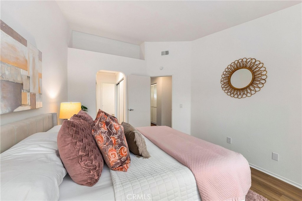 25112 Steinbeck Avenue D Property Photo 31