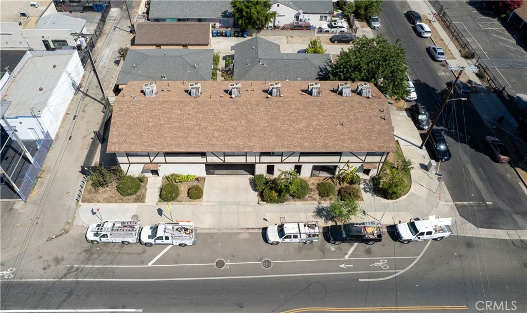 6003 Craner Avenue Property Photo 8