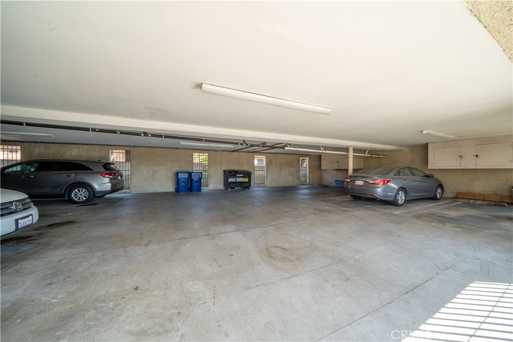 6003 Craner Avenue Property Photo 25