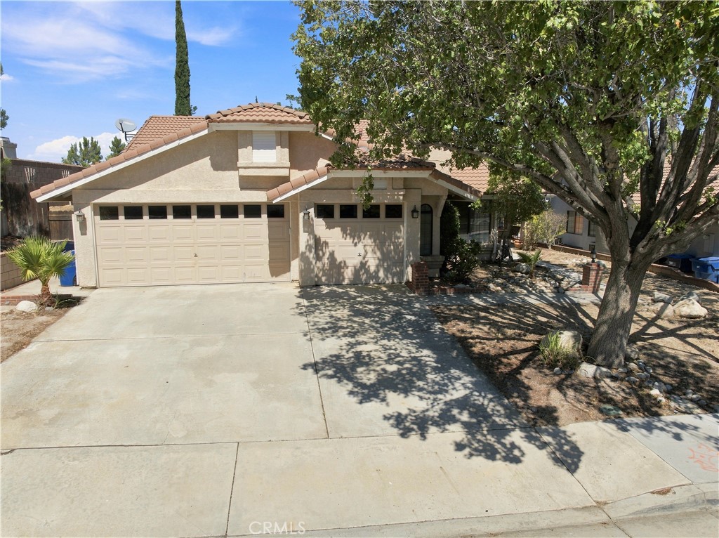 4825 Avenida Vista Verde Property Photo 2