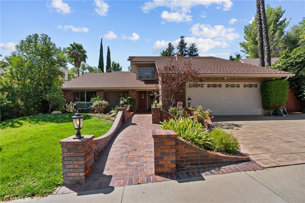 25451 Via Escovar Property Photo 1