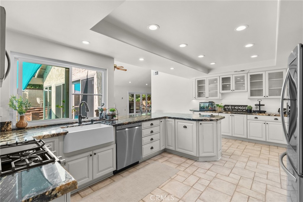 25451 Via Escovar Property Photo 17