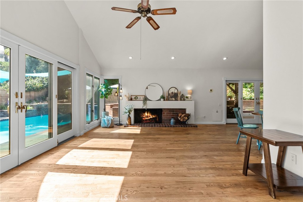 25451 Via Escovar Property Photo 19