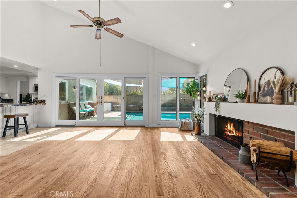 25451 Via Escovar Property Photo 20