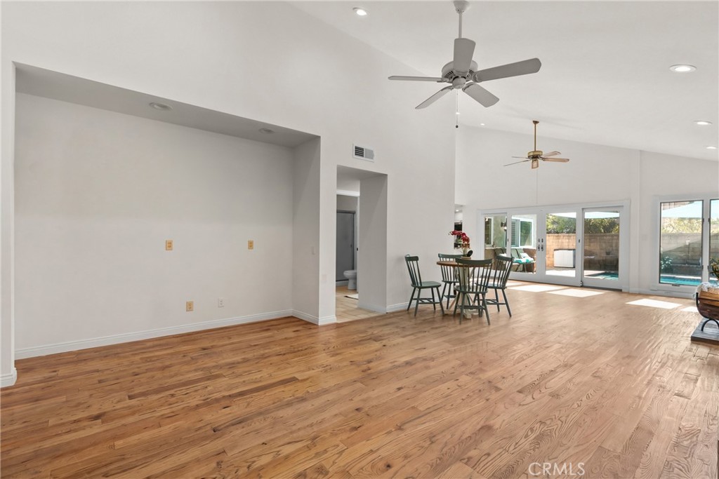 25451 Via Escovar Property Photo 23