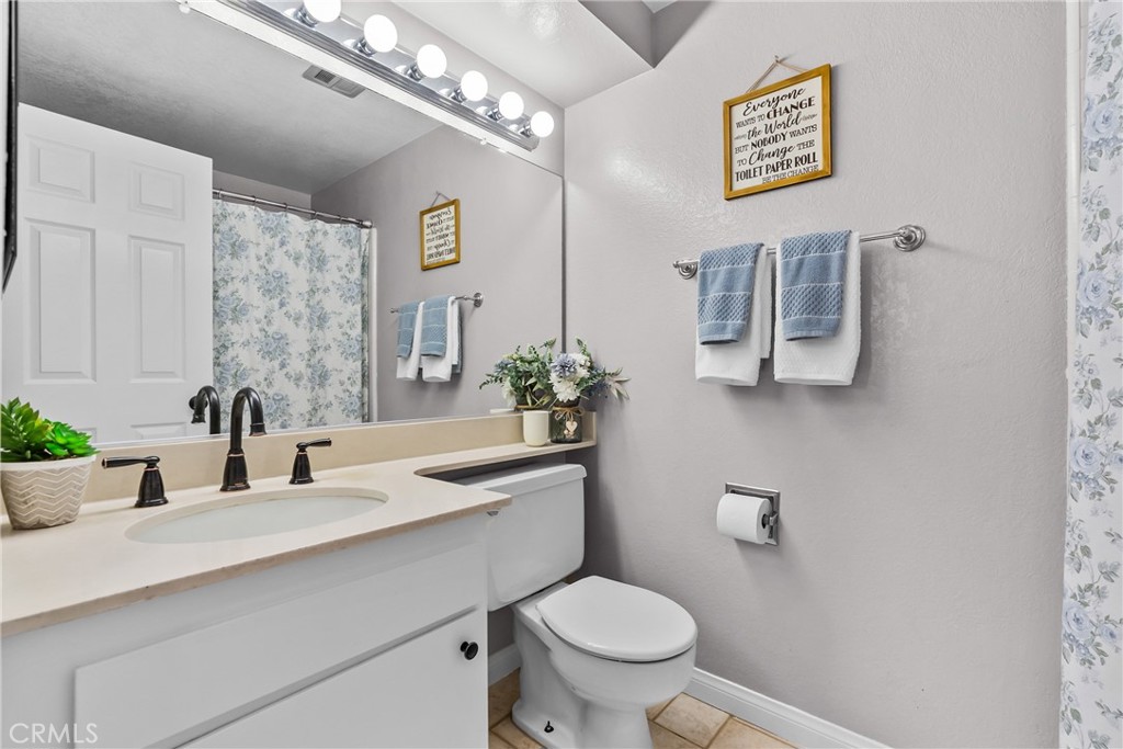 25451 Via Escovar Property Photo 36