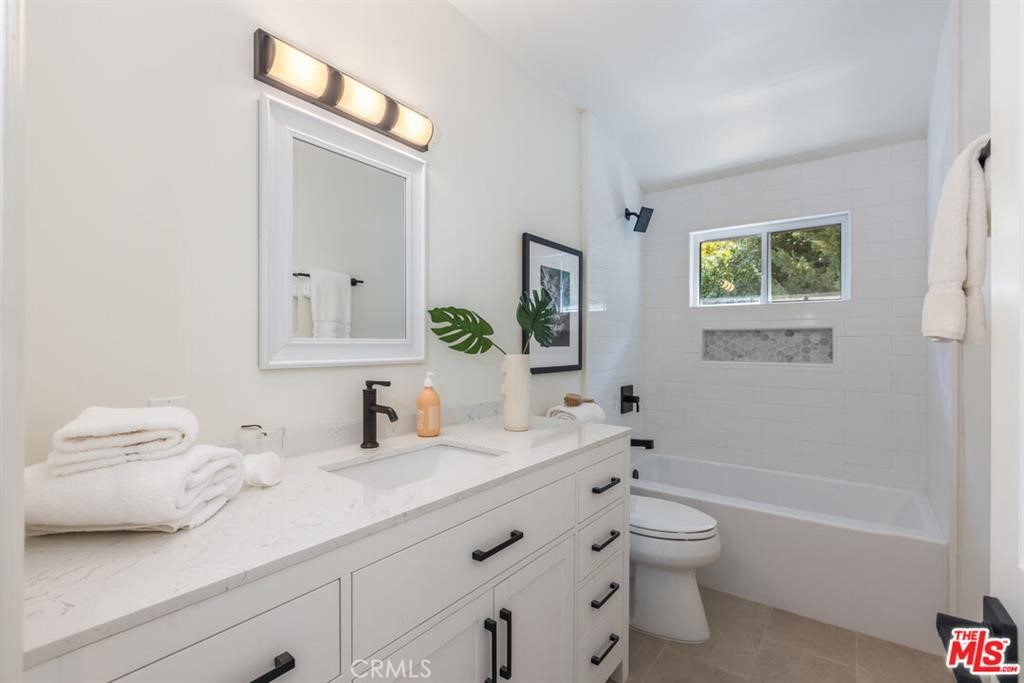3217 Longridge Property Photo 26