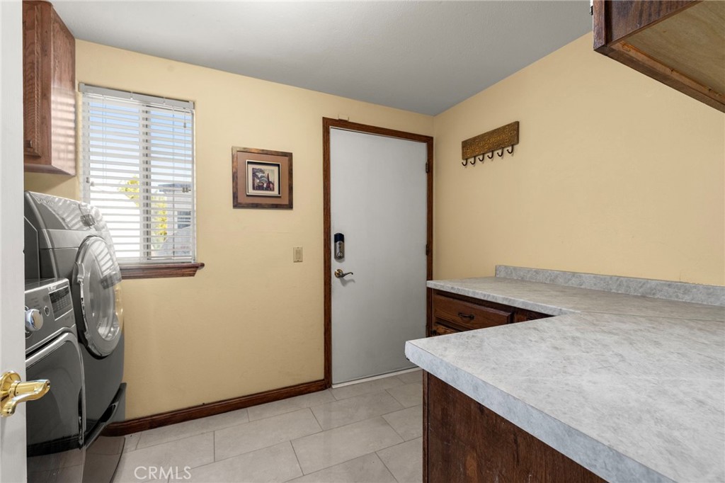32223 Falcongate Avenue Property Photo 19