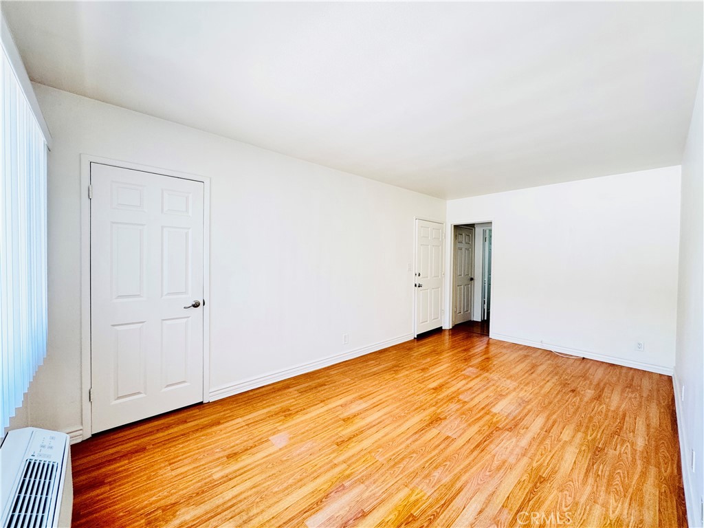 10850 Landale St Property Photo 3