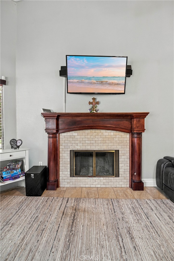 29403 Poppy Meadow Street Property Photo 8