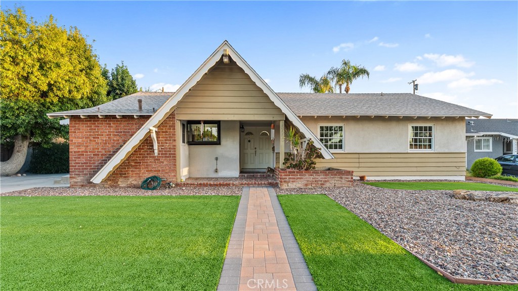 18600 Knapp Street Property Photo 1