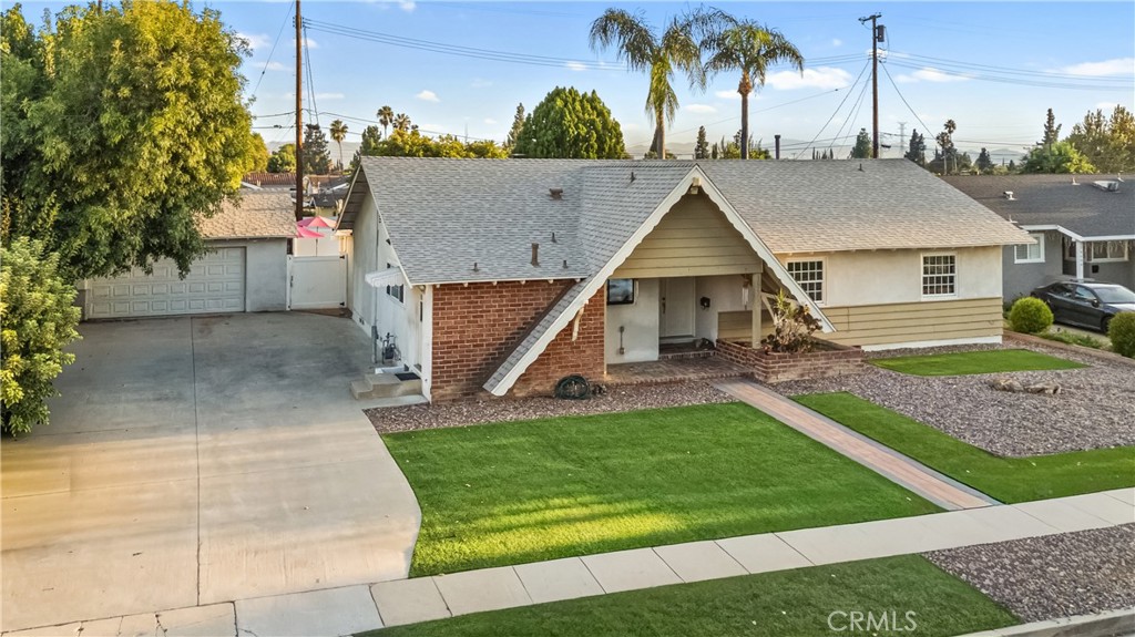 18600 Knapp Street Property Photo 7
