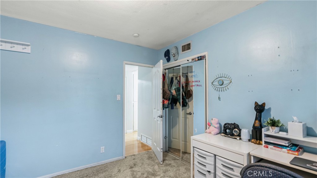 18600 Knapp Street Property Photo 40