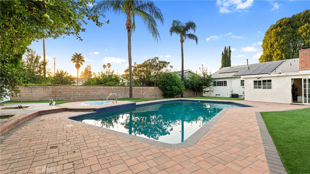 18600 Knapp Street Property Photo 52