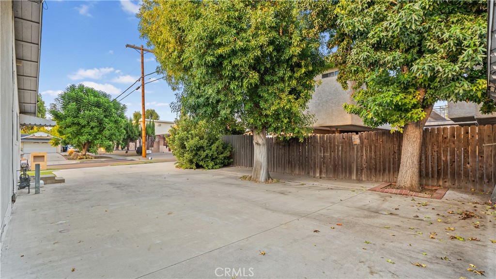 18600 Knapp Street Property Photo 61