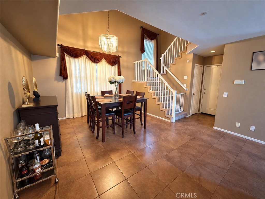 9141 Vincente Way Property Photo 4