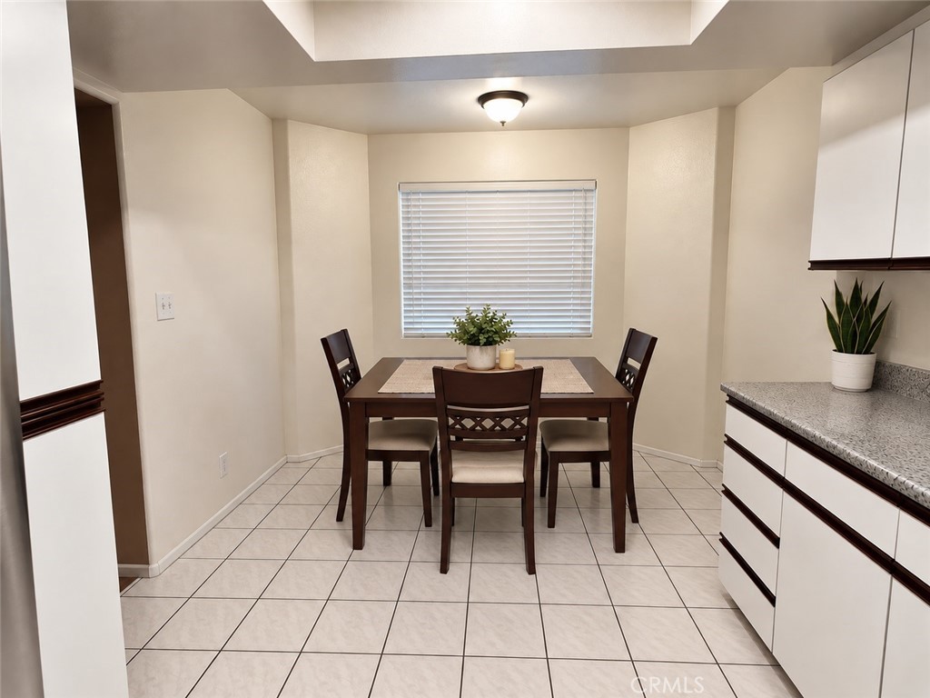 9141 Vincente Way Property Photo 12