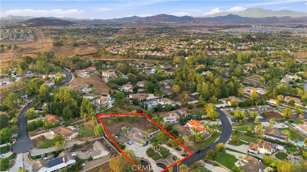 40823 Baccarat Road Property Photo 4