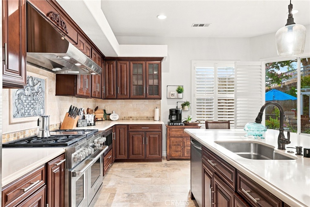 40823 Baccarat Road Property Photo 10