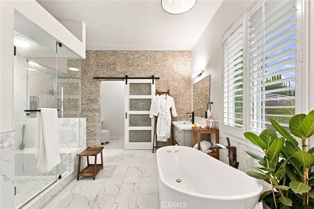 40823 Baccarat Road Property Photo 19
