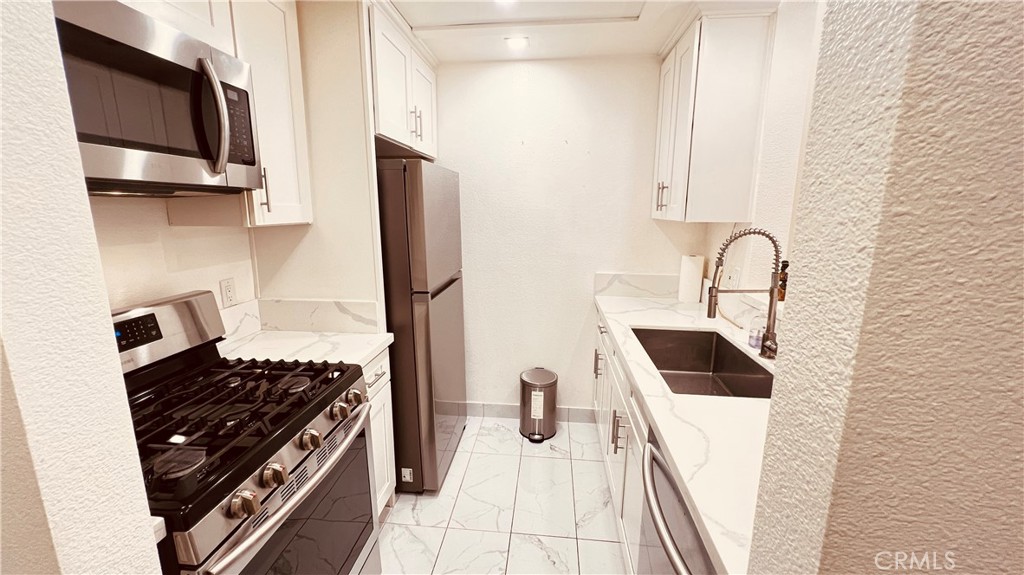 19350 Sherman Way 231 Property Photo 10
