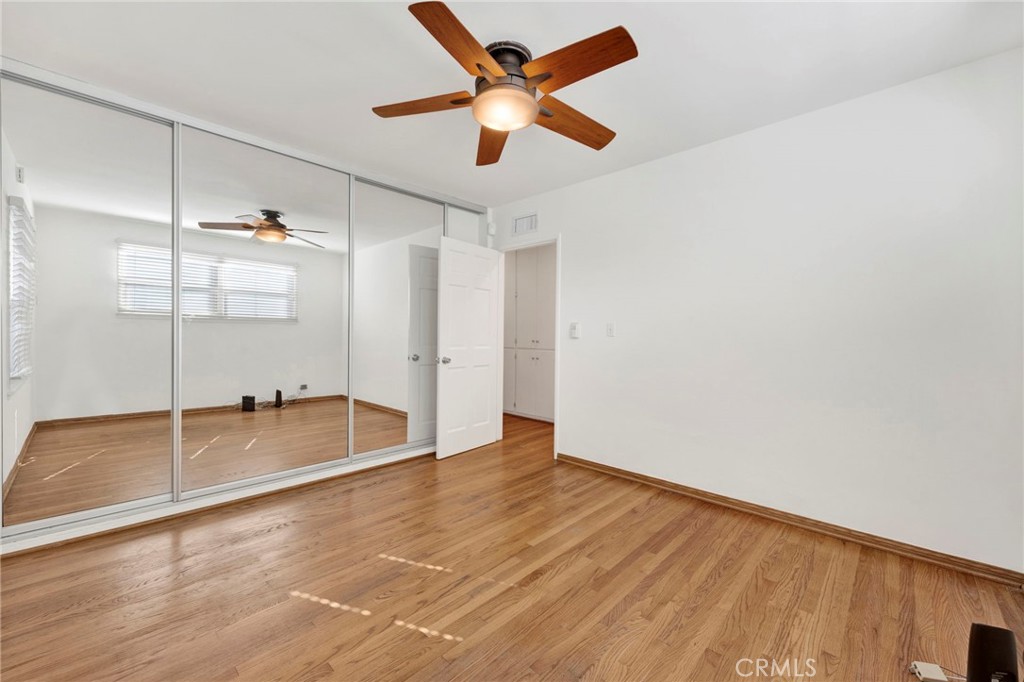 13916 Cohasset Street Property Photo 32