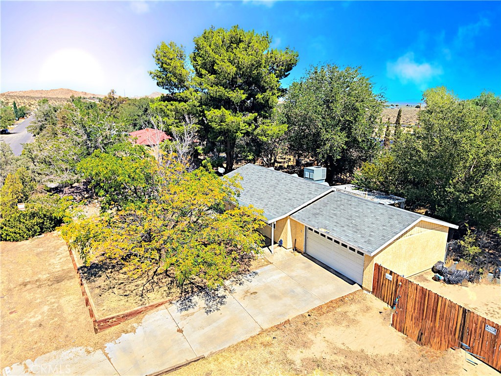 38510 159th E Property Photo 4