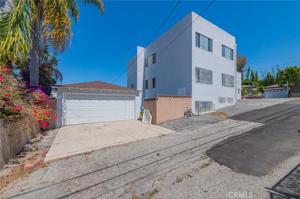 836 Cedar St Property Photo 23